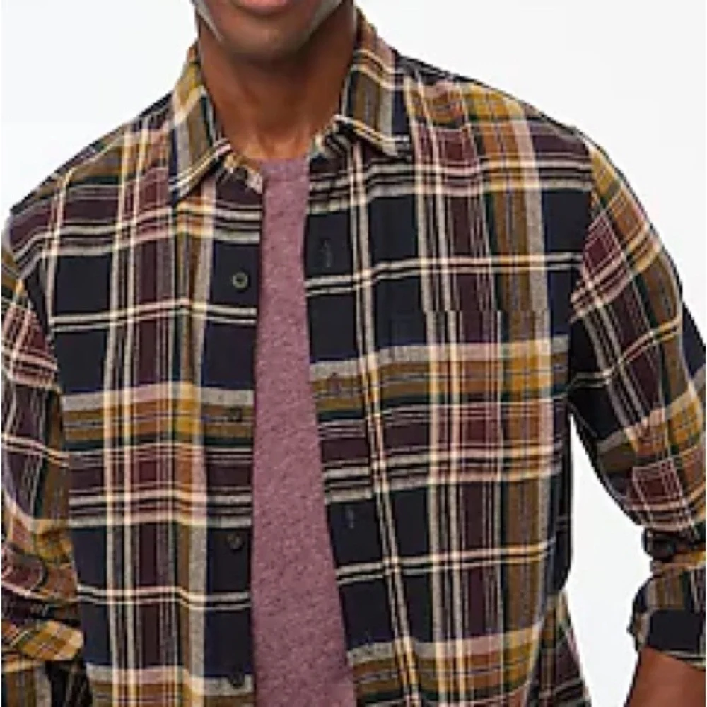 NWT J.Crew Men's Classic Fit Plaid Flannel Shirt Size Large Burgundy Nvy Mustard
